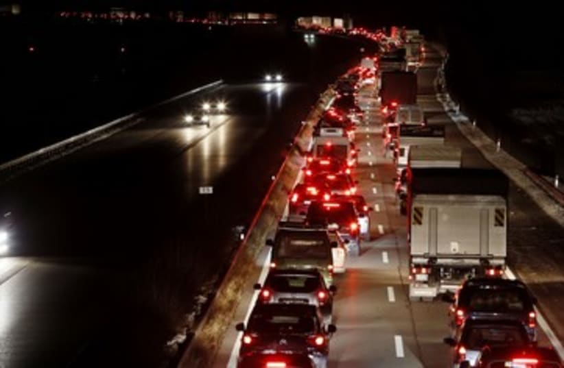 Traffic jam [illustrative] 390 (photo credit: REUTERS)