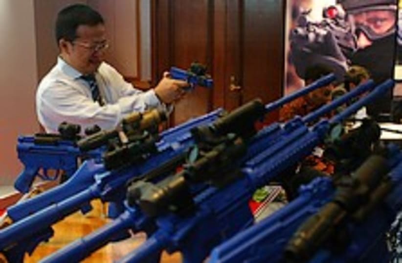 malaysia arms show 224ap (photo credit: AP)