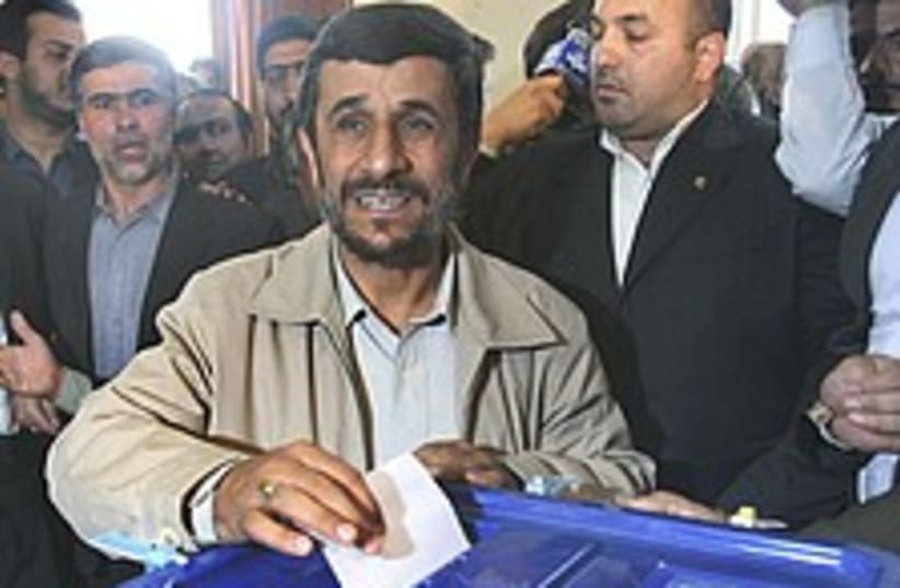 Ahmadinejad votes 224.88 (photo credit: AP)