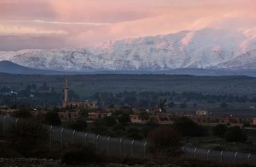 Syria-Israel border 370 (photo credit: Nir Elias/Reuters)