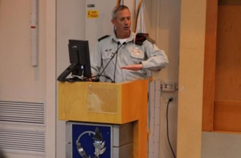 Benny Gantz speaks at senior military forum 370 (photo credit: IDF Spokesperson)