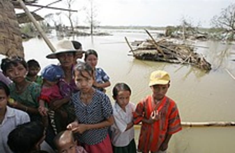 myanmar villagers 224 88 (photo credit: AP)