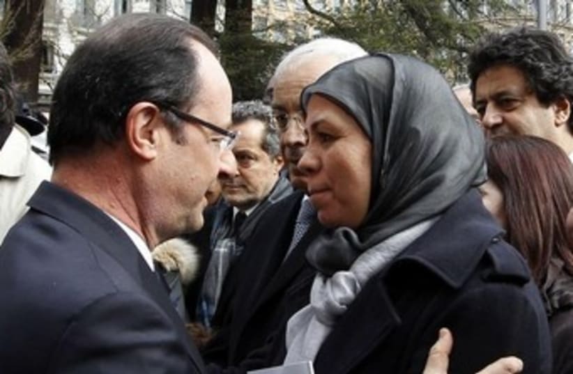 Hollande at Tolouse memorial 370 (photo credit: REUTERS/Regis Duvignau)