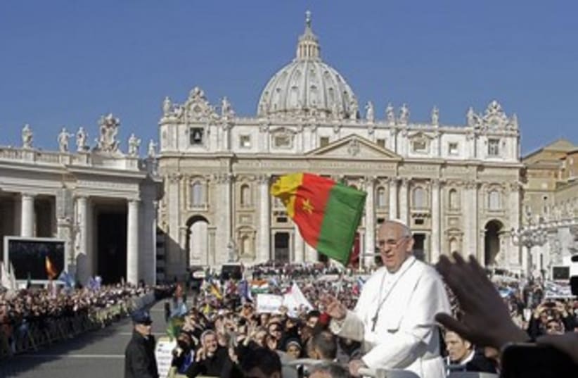Pope inaugeration 370 (photo credit: REUTERS/Remo Casilli)