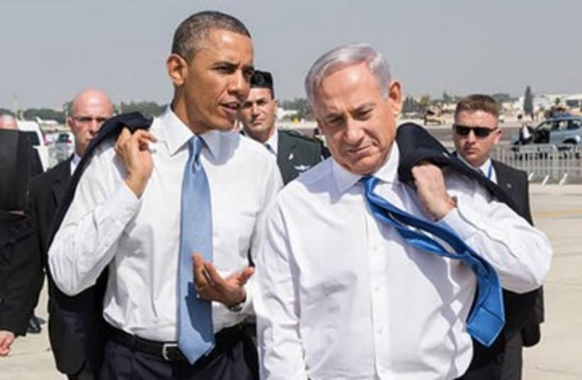 Netanyahu and Obama at airport 390 (photo credit: White House)