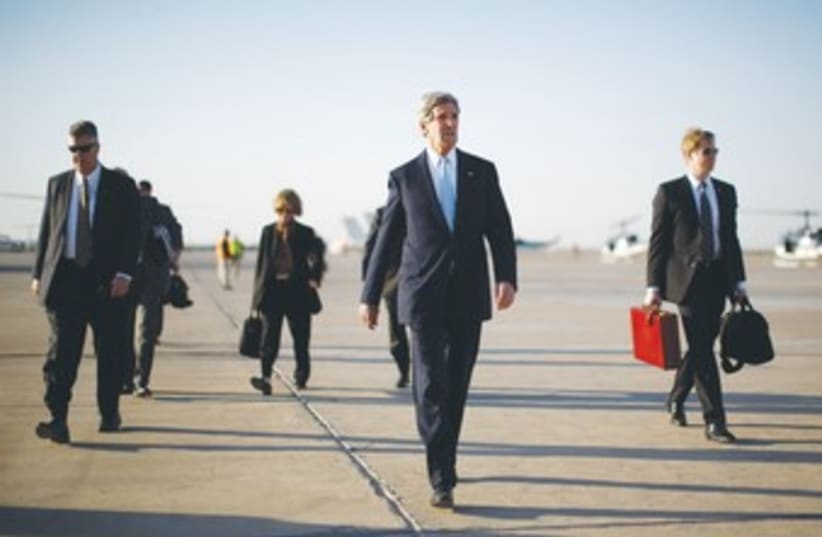 John Kerry on tarmac 370 (photo credit: REUTERS)