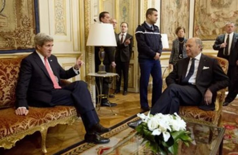 Kerry and Fabius 370 (photo credit: REUTERS)