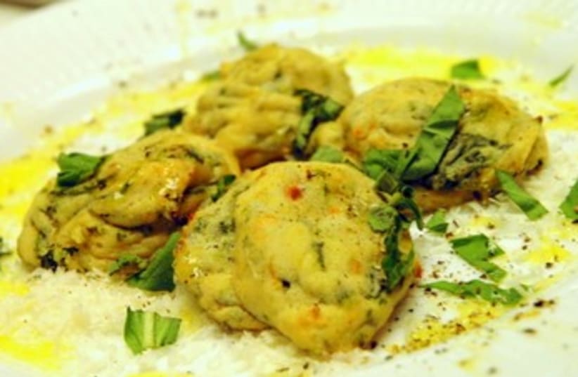Spinach and cheese Gnudi (photo credit: Laura Frankel)