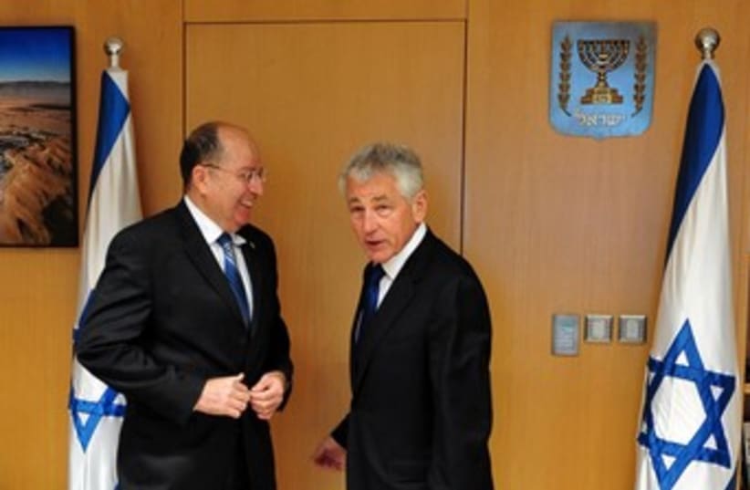 Hagel and Yaalon 370 (photo credit: Courtesy of Ministry of Defense)