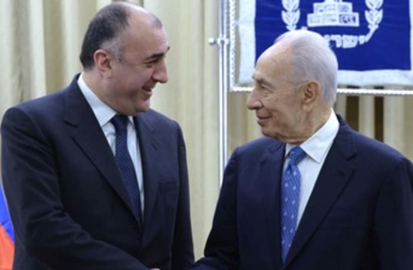 Azerbaijani FM Mammadyarov and Peres 370 (photo credit: Mark Neiman/GPO)