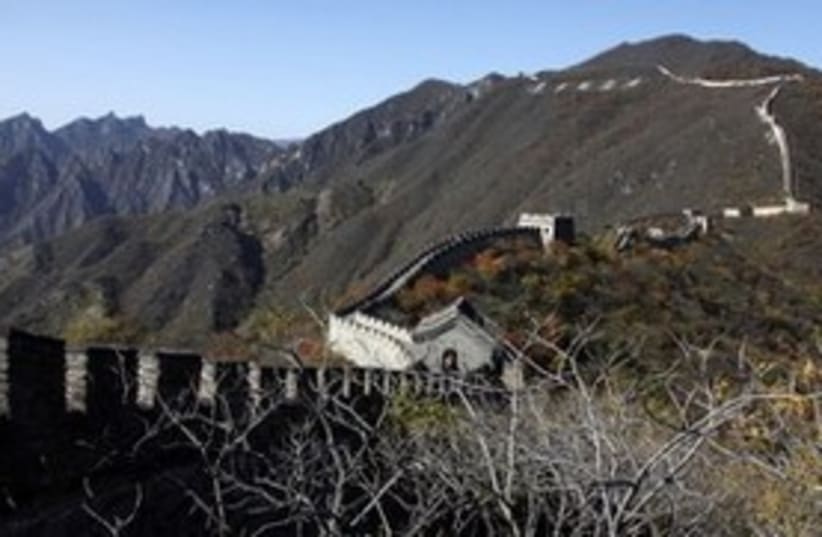 Great Wall of China_300 (photo credit: Reuters)