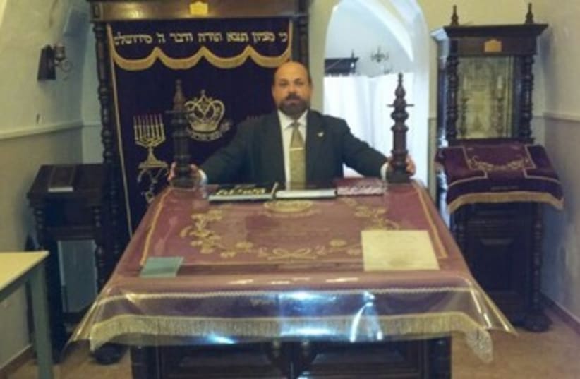 Rabbi Moshe Weingarten in the Ohr Hachaim Synagogue (photo credit: Courtesy)
