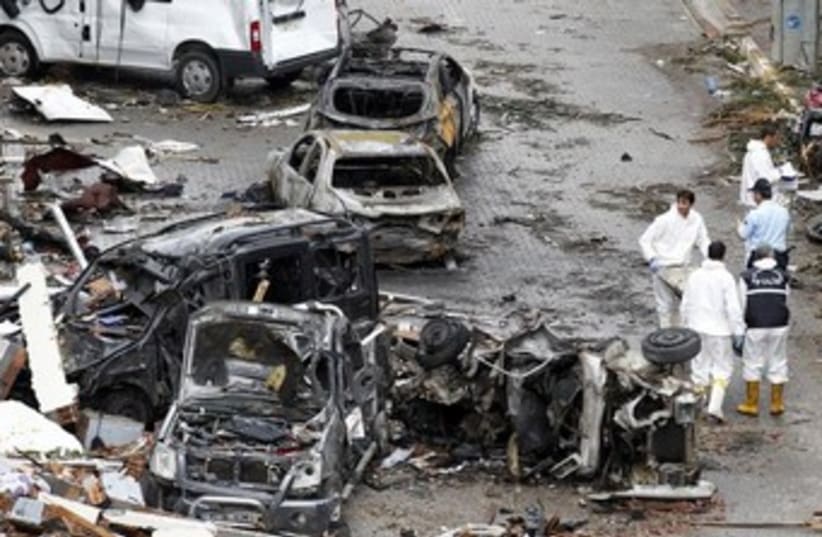 car bomb in turkey 370 (photo credit: reuters)