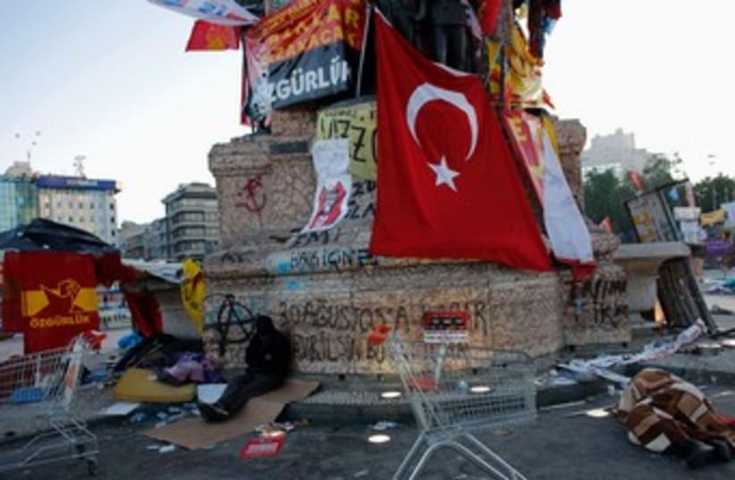 Taksim Square protesters370 (photo credit: Reuters)