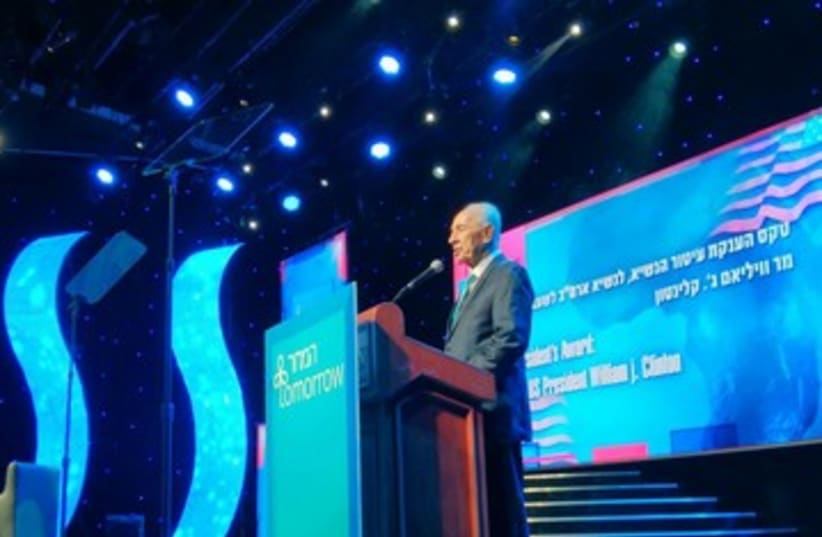 President Peres' speech 390 (photo credit: Twitter/President Peres)