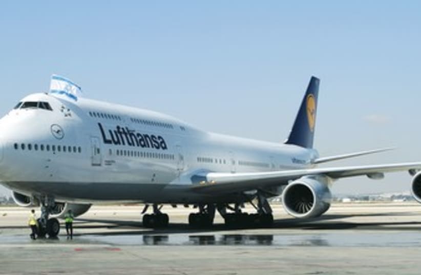 Boeing airplane 747-8(370) (photo credit: Yochai Mossi- Courtesy Lufthansa)
