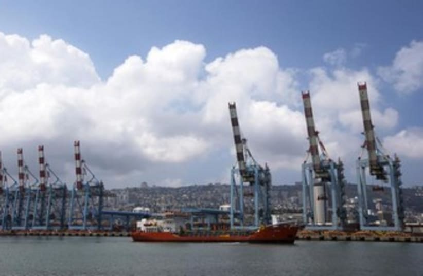 Cranes are seen at the port of Haifa 370 (photo credit: REUTERS/Ronen Zvulun)