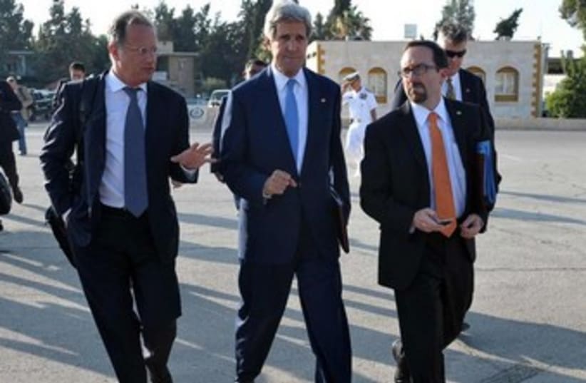 US Secretary of State John Kerry in Amman 370 (photo credit: REUTERS)