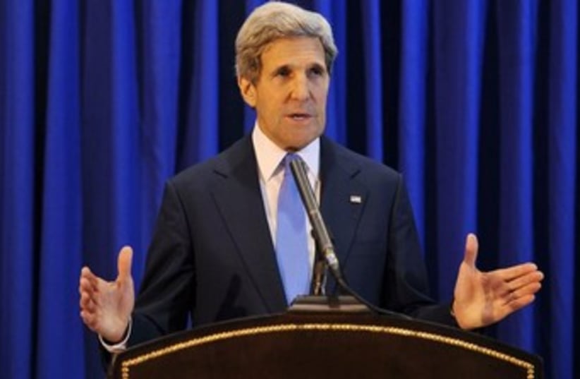 Kerry in Amman (photo credit: Reuters)