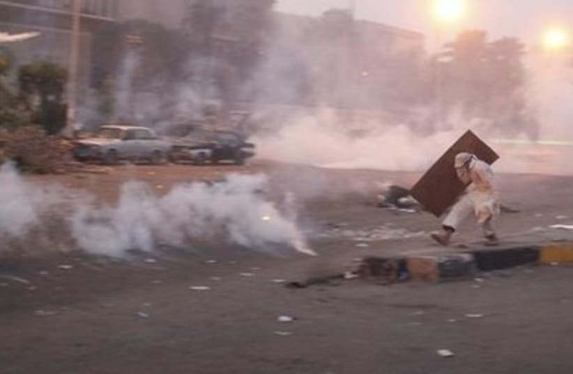 Egypt protest scene390 (photo credit: REUTERS)