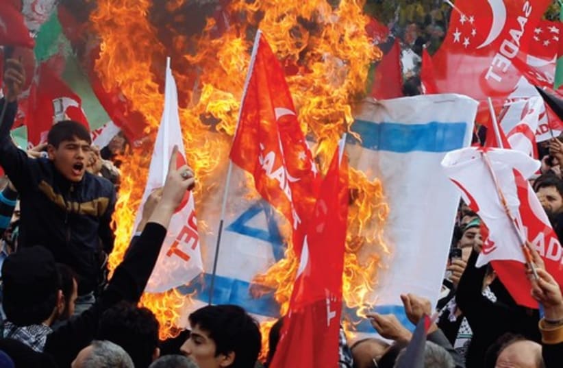 An anti-Israel demonstration in Istanbul, December 2012 521 (photo credit: OSMAN ORSAL / REUTERS)