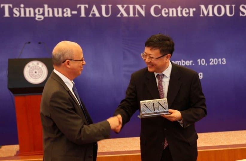  TAU president Prof Klafter and Tsinghua University370 (photo credit: Courtesy- Tel Aviv University)