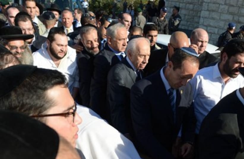 Mourning Rabbi Ovadia Yosef (photo credit: GPO)