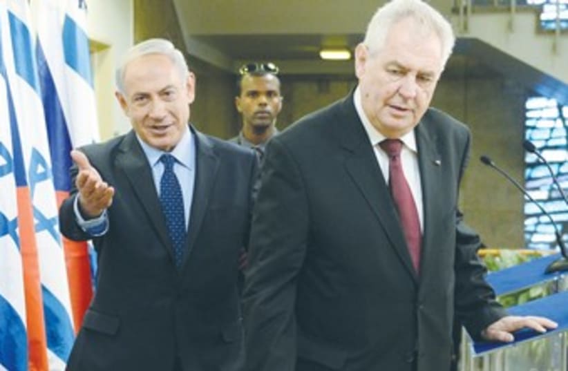 Netanyahu meeting with Czech president 370 (photo credit: GPO)