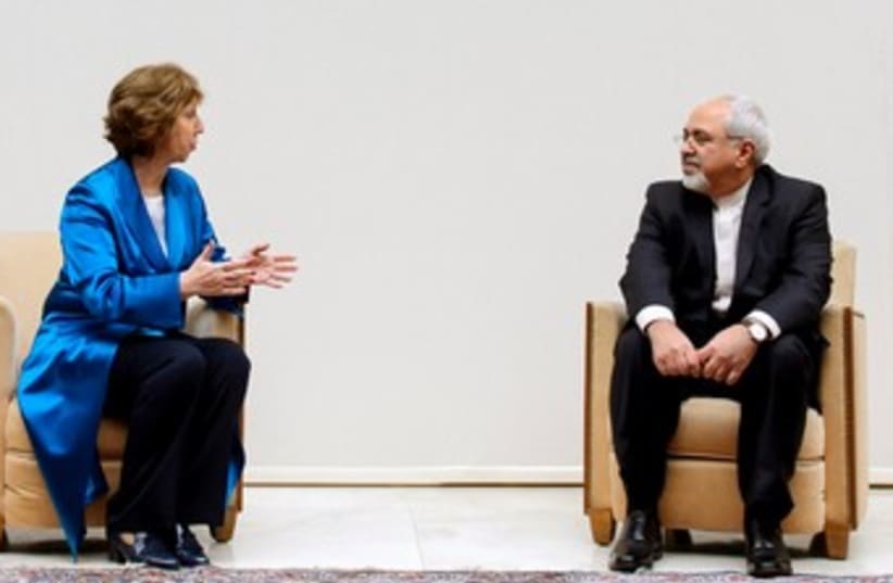Ashton and Zarif at Geneva nuclear talks 370 (photo credit: REUTERS)