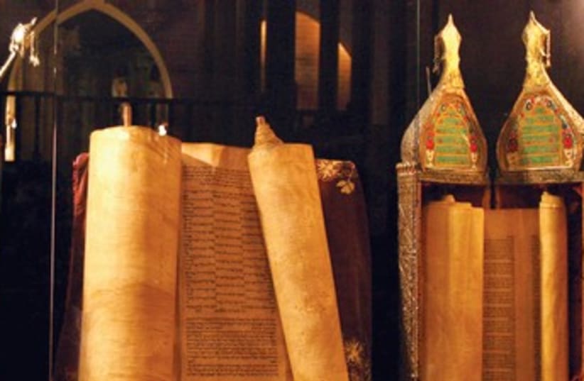Torah scrolls from Iraqi Jews 370 (photo credit: REUTERS)