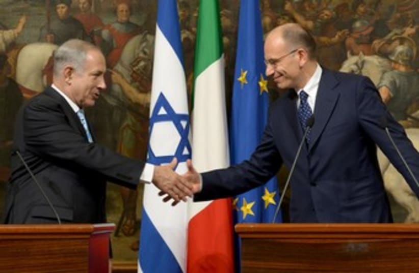 Netanyahu with Italian PM Enrico Letta 370 (photo credit: Avi Ohayon/GPO)