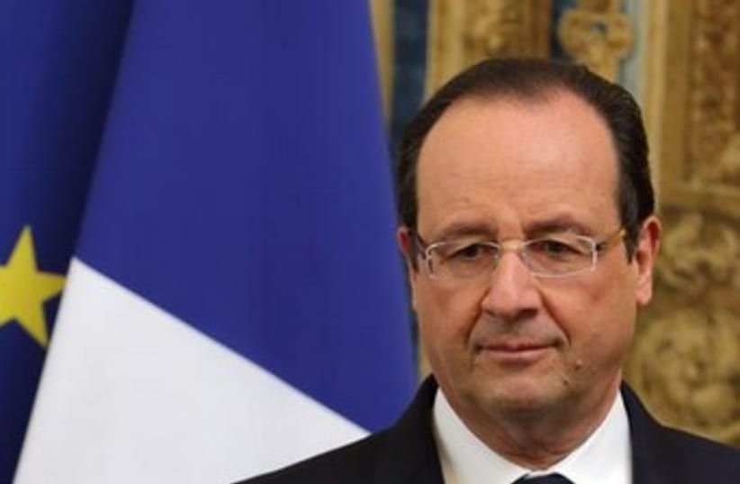 French President Francois Hollande 370 (photo credit: REUTERS/Philippe Wojazer)