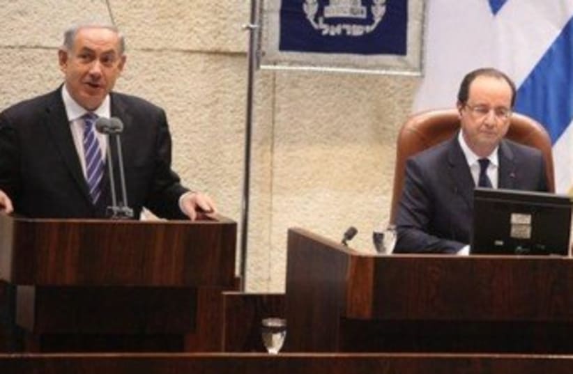 Netanyahu and Hollande at Knesset 370 (photo credit: Knesset Spokesman's Office)