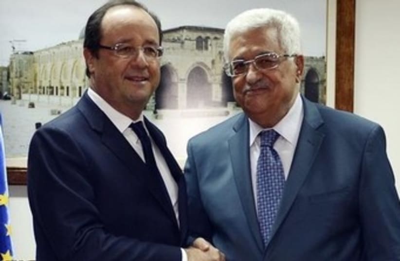 Hollande and Abbas 370 (photo credit: REUTERS/Alain Jocard/Pool)
