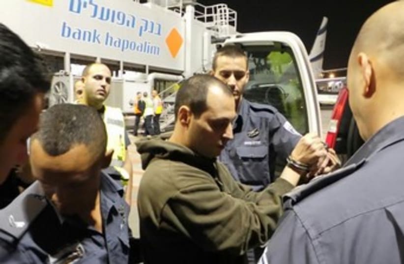 Moshe Ben-Ivgi in Israel 370 (photo credit: Police Spokesman's Office)