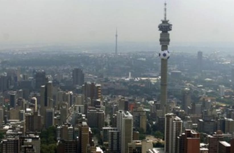 Johannesburg skyline 370 (photo credit: REUTERS)