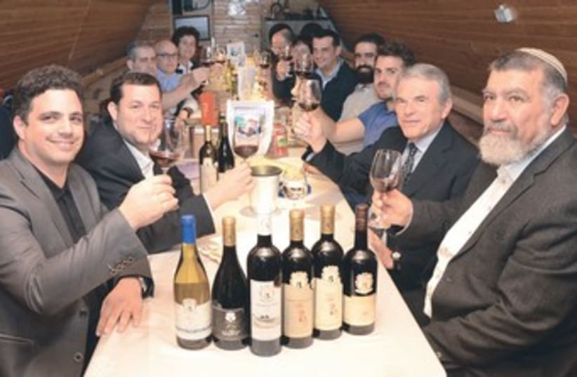 Eight Italian winemakers visit a Samaria winery 370 (photo credit: Meir Berechya )