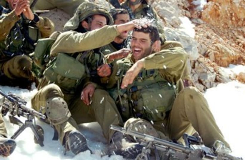 IDF soldiers in snow 370 (photo credit: IDF Spokesman’s Office)