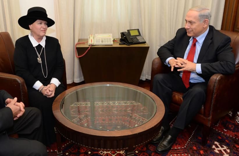 Netanyahu meets with Esther Pollard 370 (photo credit: Kobe Gideon/ GPO)