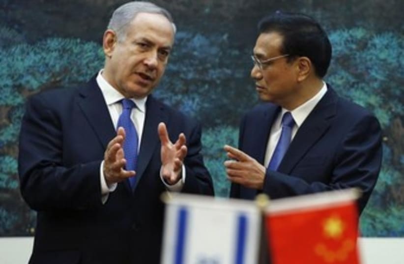 PM Netanyahu with Chinese Premier Li Keqiang in May 2013. (photo credit: REUTERS)