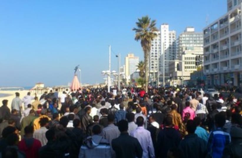 African migrants protest in Tel Aviv, January 6. (photo credit: Ben Hartman)