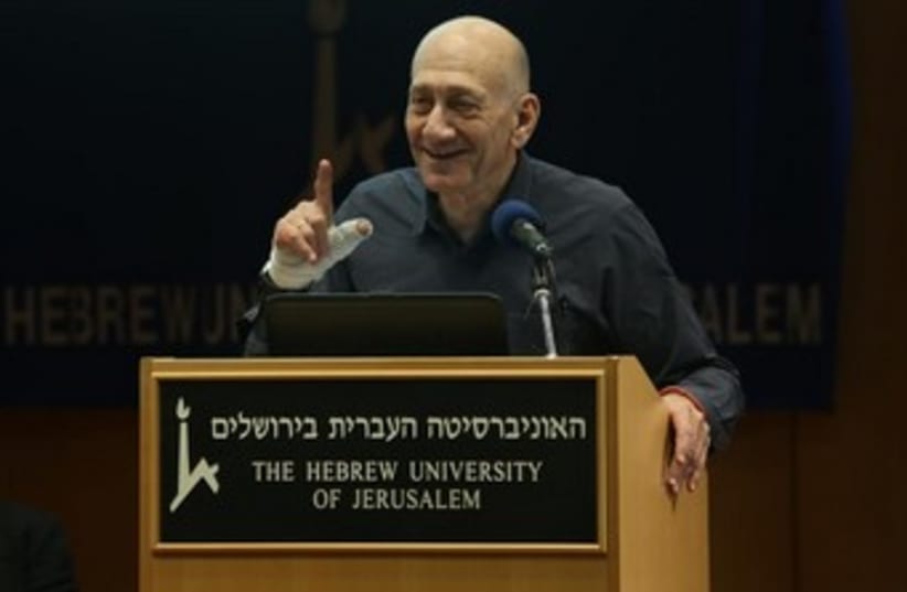 Ehud Olmert speaking at the Hebrew University, January 6, 2014. (photo credit: Sason Tiram)