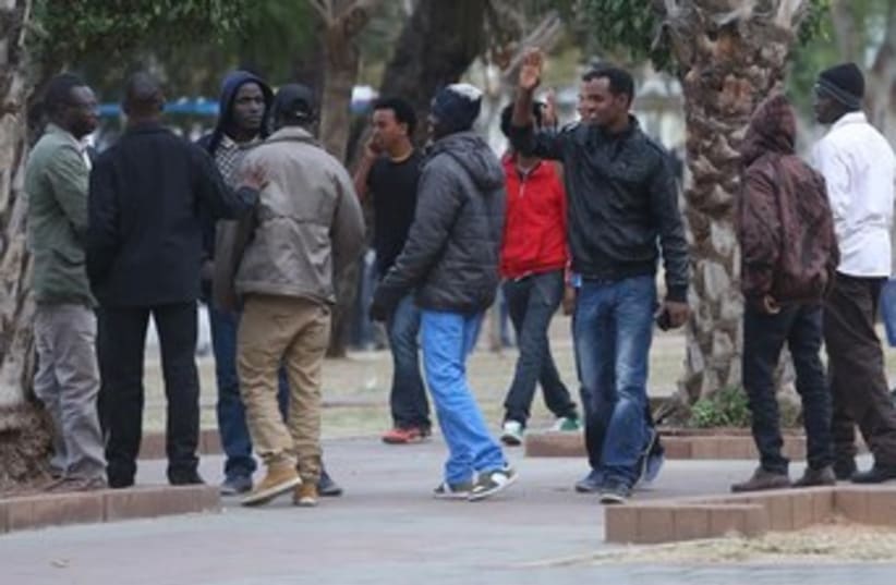 African migrants at Lewinsky Park in Tel Aviv, January 9, 2014. (photo credit: Marc Israel Sellem/The Jerusalem Post))