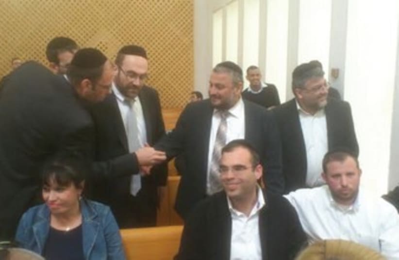 Beit Shemesh Mayor Moshe Abutbul (standing, 2nd from right). (photo credit: YONAH JEREMY BOB)