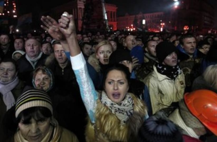 Ukrainian protesters in Kiev demonstrate against the government. (photo credit: REUTERS)