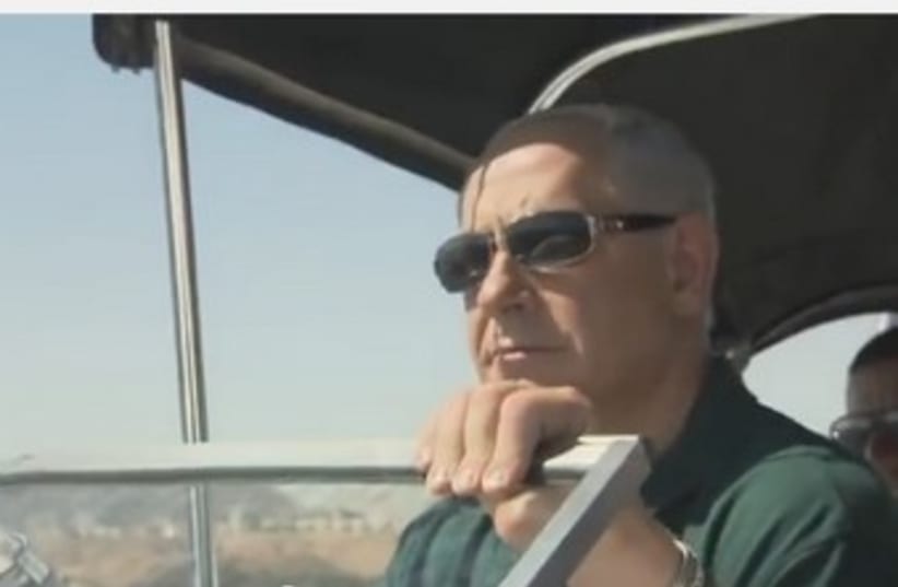 Netanyahu acting as tour guide. (photo credit: YOUTUBE SCREENSHOT)