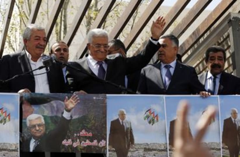 Abbas returns to Ramallah from US (photo credit: REUTERS)