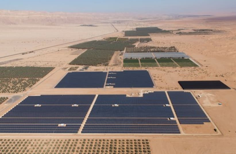 Arava Power’s solar power site at Kibbutz Elifaz (photo credit: ITAMAR GRINBERG)