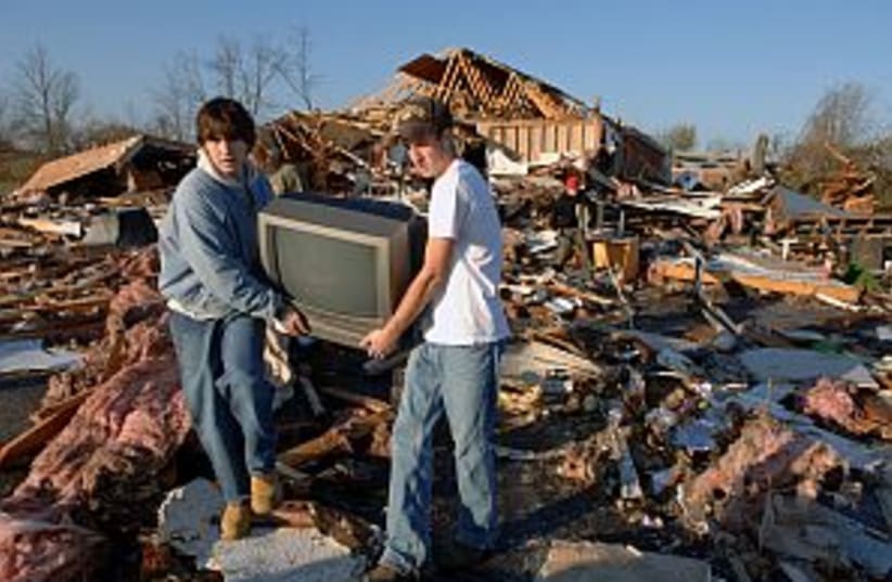 tornado rubble 298.88 (photo credit: AP)