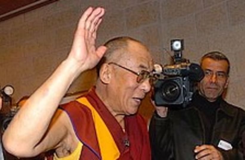 Dalai lama 224.88 JP (photo credit: Ariel Jerozolimski)